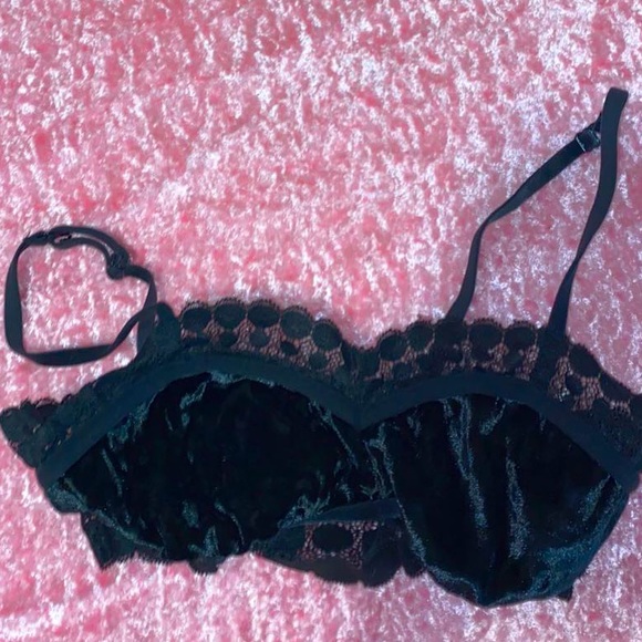 Laced Bralet - Picture 2 of 2